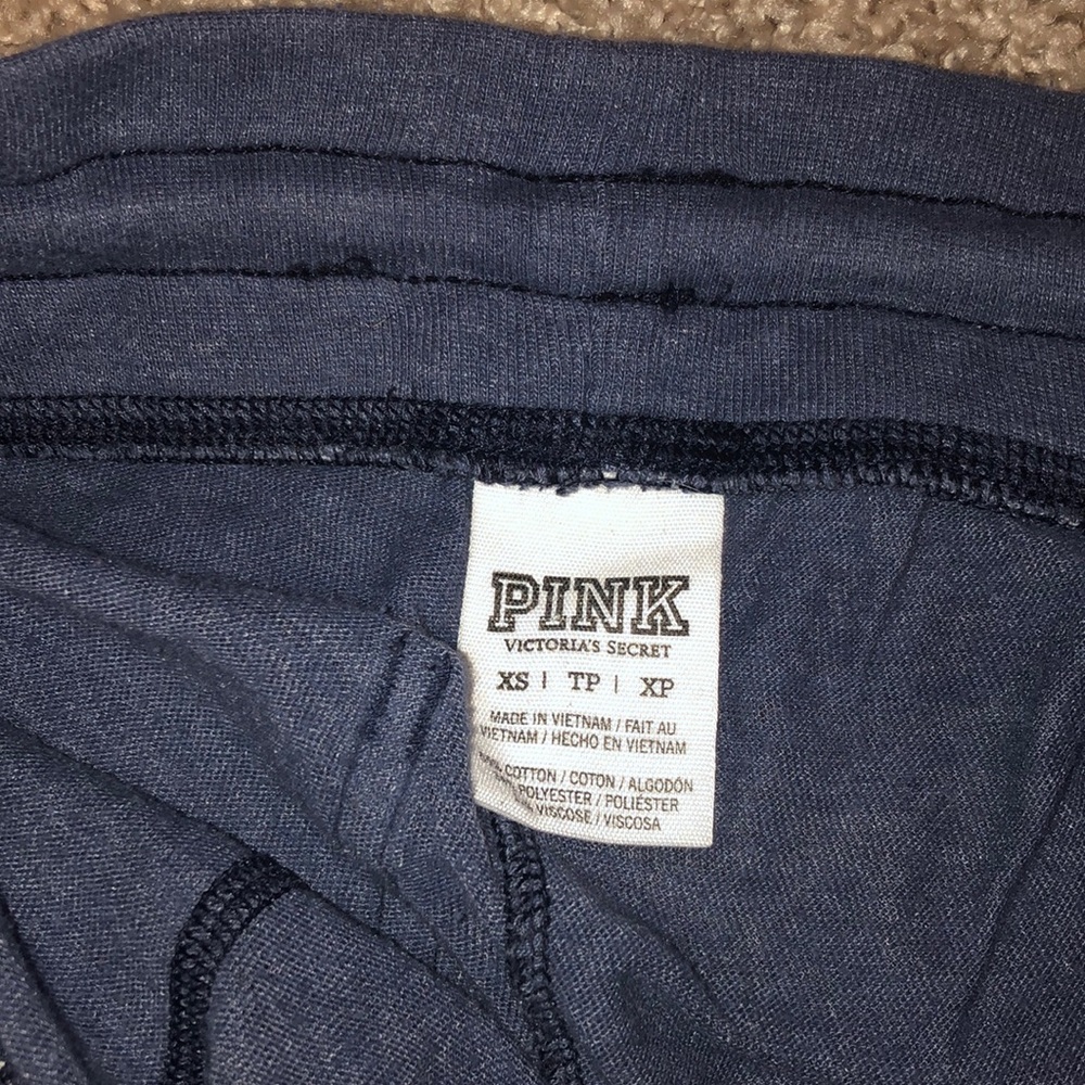 Pink sweatpants - Picture 2 of 3